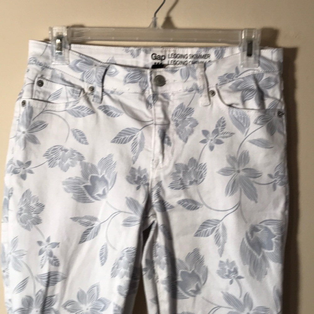 Floral Gap Jean Legging
